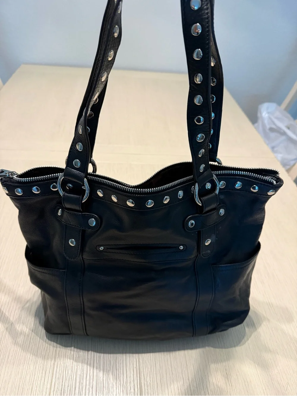 b. makowsky classic black